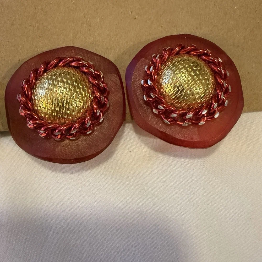 Lot of 5 Pairs Vintage‎ Clip On Earrings Floral Lucite Cabochon Enamel Retro